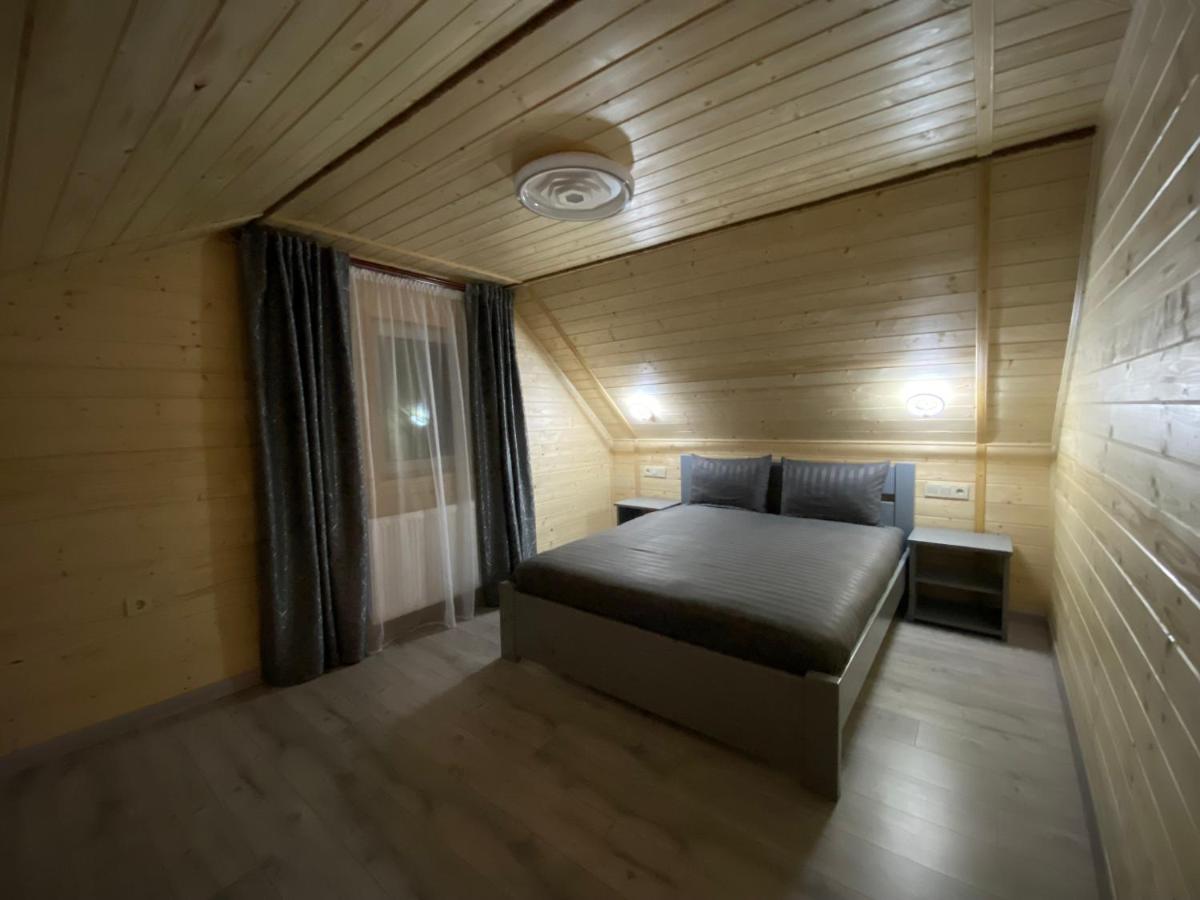 Vienna House Apartment Yaremche Exterior photo